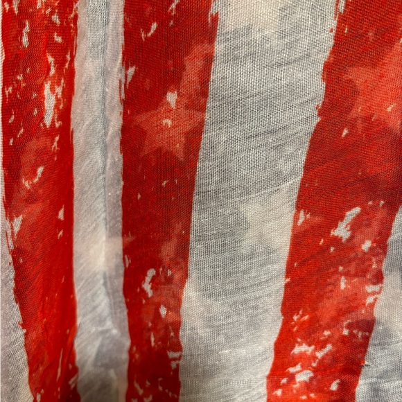 Kimono Red White and Blue American Flag Scarf with 3" White Hemline Fringe - Picture 4 of 8